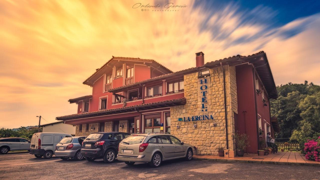 Hotel La Ercina Интриаго Экстерьер фото